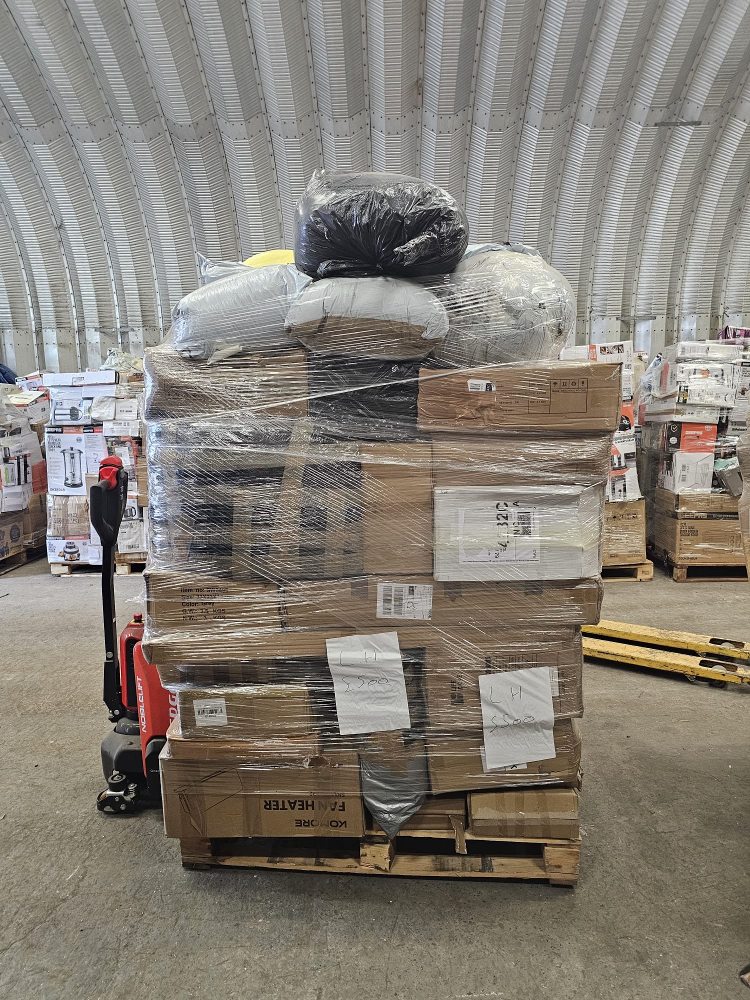 Source photograph for Living & Home Returns Pallets